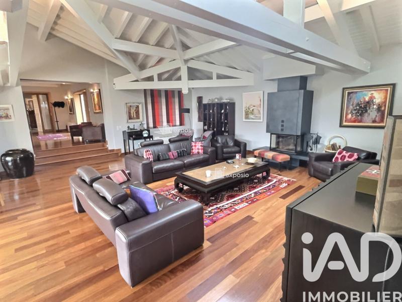 Maison de maîtres - 470 m² - 14 pièces