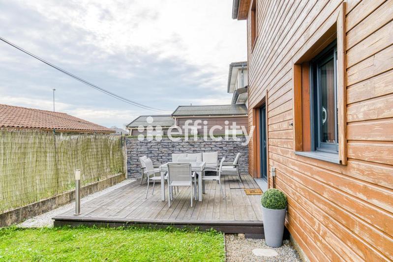 Pavillon - 85 m² - 4 pièces