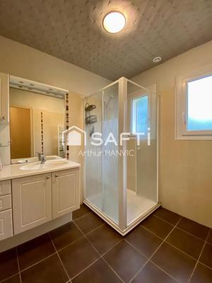 Maison - 130 m² - 7 pièces