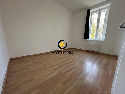 Maison - 84 m² - 5 pièces