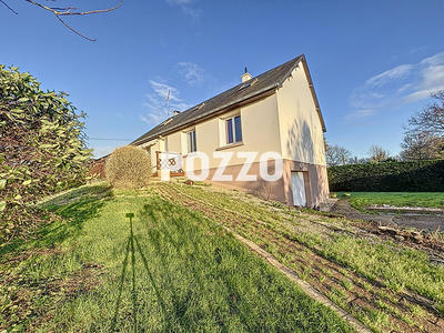 Maison - 93 m² - 5 pièces