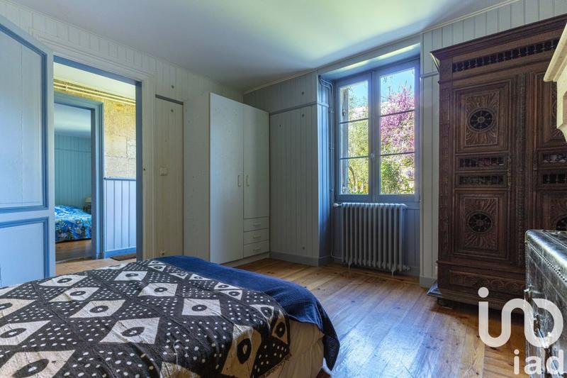 Maison - 200 m² - 8 pièces