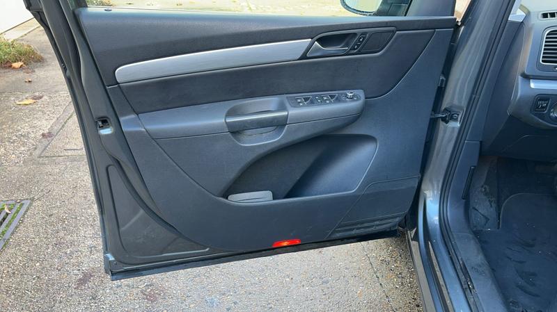 Volkswagen Sharan II 2.0 Tdi 184 Dsg6 Carat - 7 places Automatique