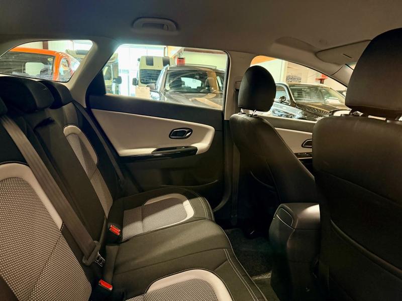 Kia Cee'd Sw 1.6crdi 128ch Boite Automatique