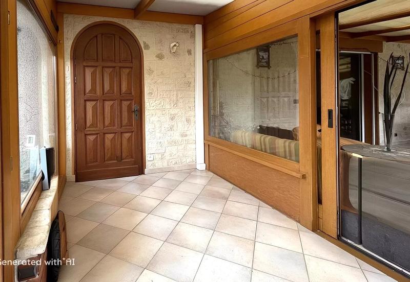 Maison - 193 m² - 8 pièces