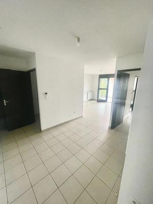 Appartement - 65 m² - 4 pièces
