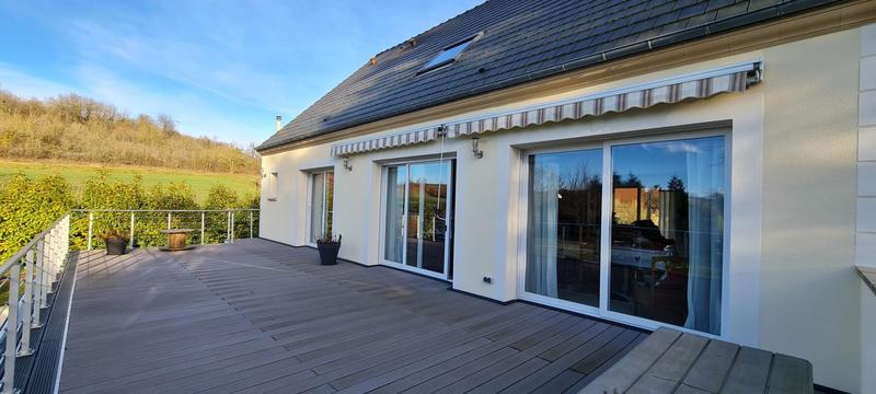 Propriété - 196 m² - 8 pièces