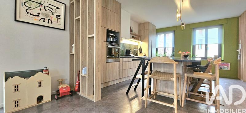 Maison de ville - 200 m² - 7 pièces