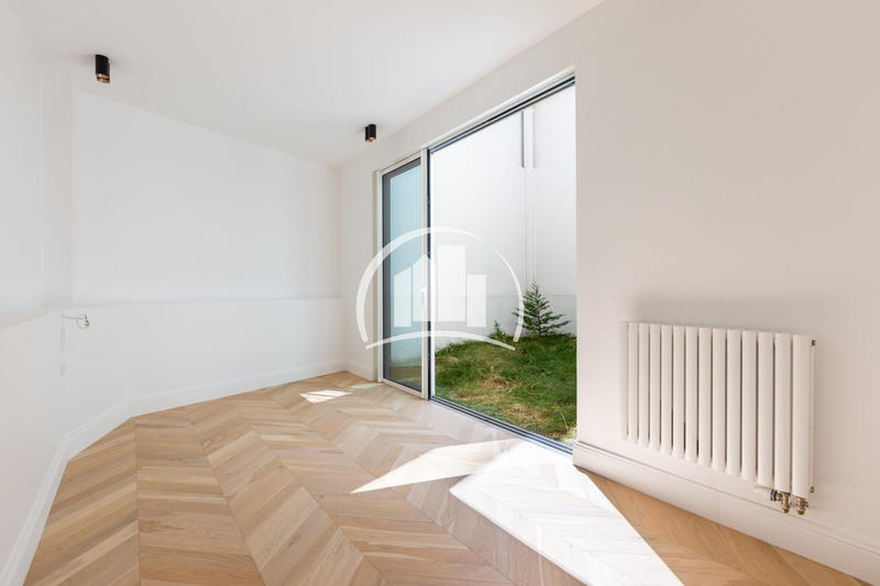 Appartement - 146 m² - 5 pièces