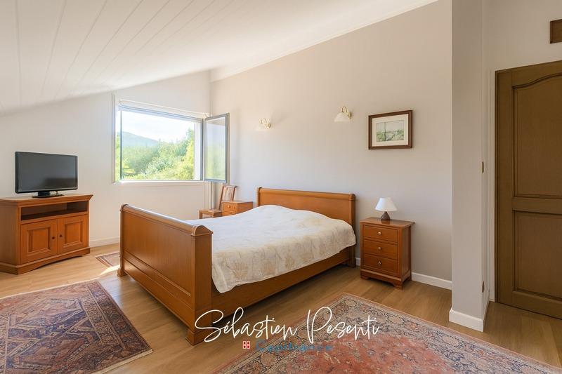 Villa - 119 m² - 5 pièces