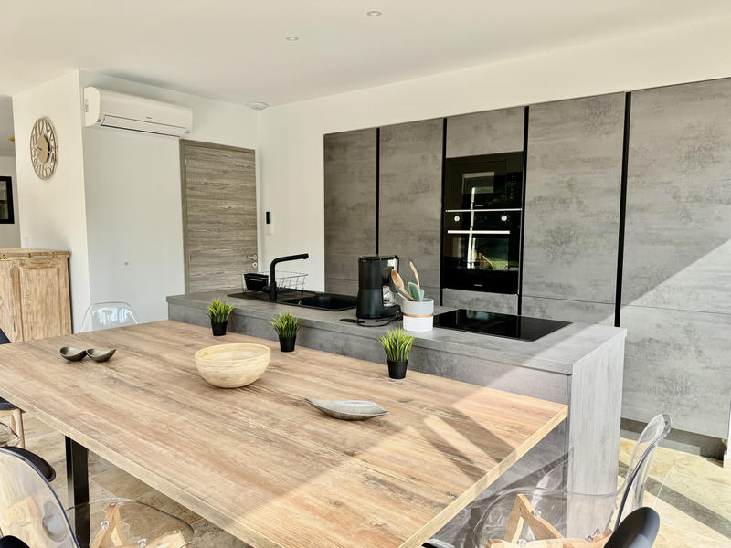 Villa - 160 m² - 6 pièces