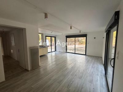 Maison - 66 m² - 3 pièces