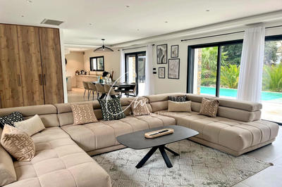 Maison contemporaine - 187 m² - 6 pièces