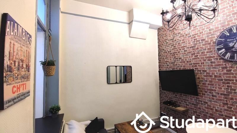 Chambre - 103 m² - 1 pièce