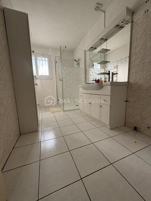 Villa - 110 m² - 4 pièces