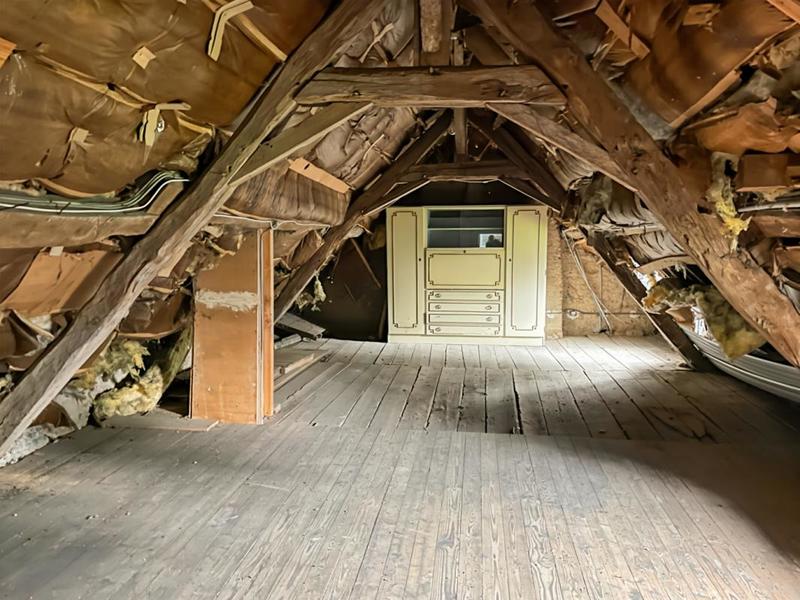 Maison - 252 m² - 10 pièces