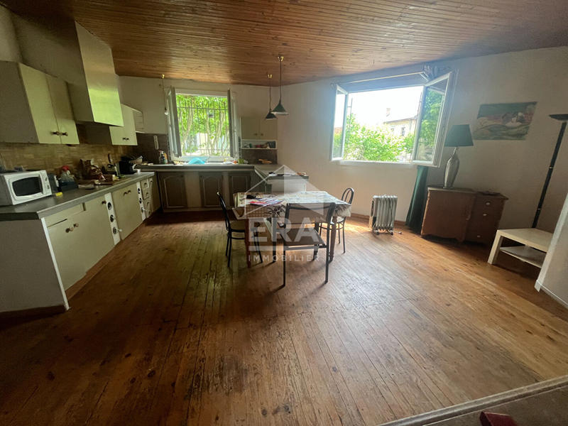 Local commercial - 80 m² - 3 pièces