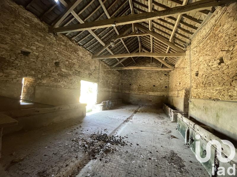 Ferme - 900 m² - 10 pièces