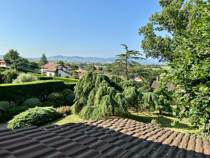 Maison - 167 m² - 6 pièces