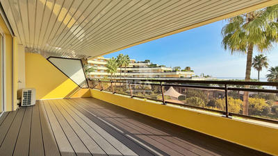 Appartement - 99 m² - 3 pièces