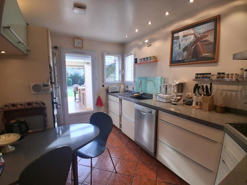 Villa - 151 m² - 6 pièces