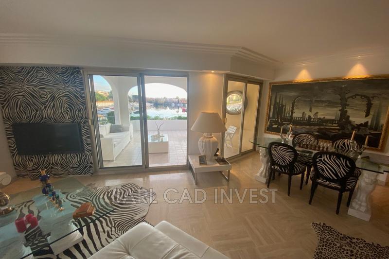 Appartement - 80 m² - 3 pièces