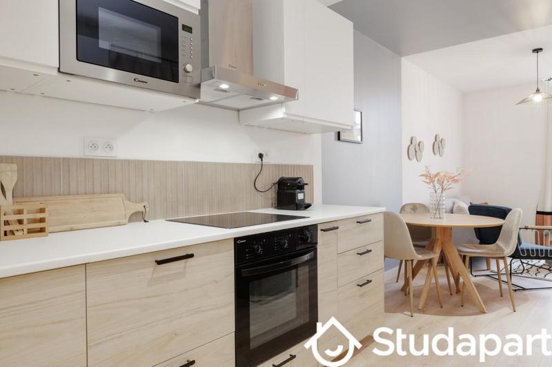 Chambre - 8 m² - 1 pièce