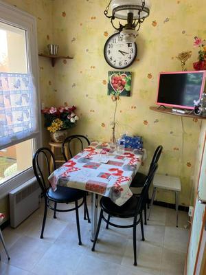 Appartement - 97 m² - 4 pièces