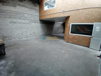 Local d'activités - 188 m²
