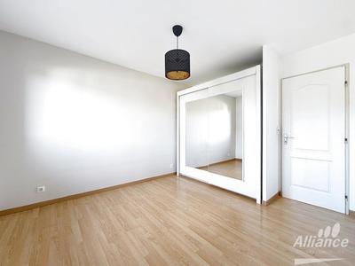 Maison - 78 m² - 4 pièces