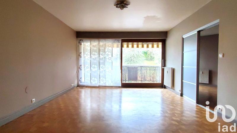 Appartement - 93 m² - 5 pièces