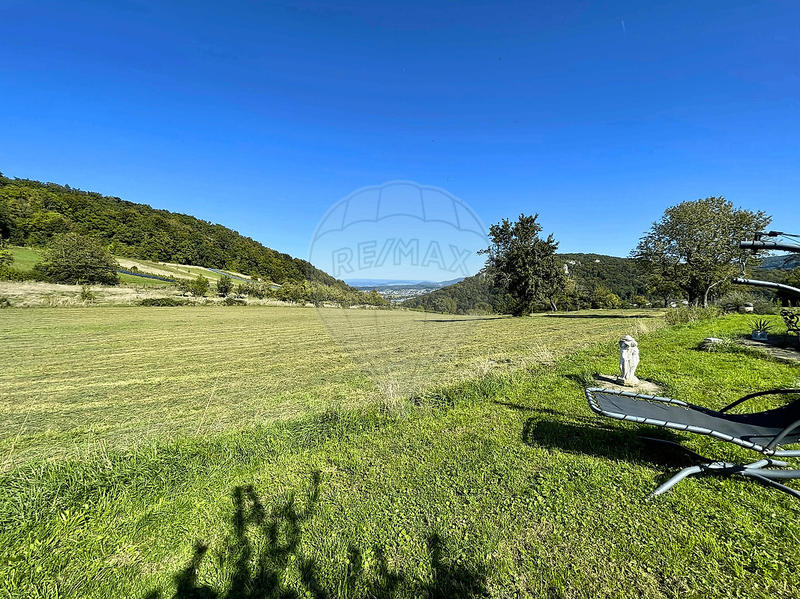 Château - 240 m² - 9 pièces