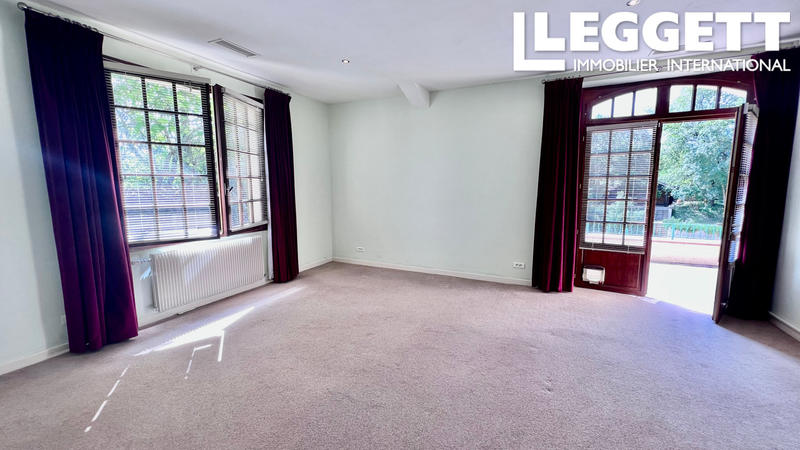 Propriété - 400 m² - 12 pièces