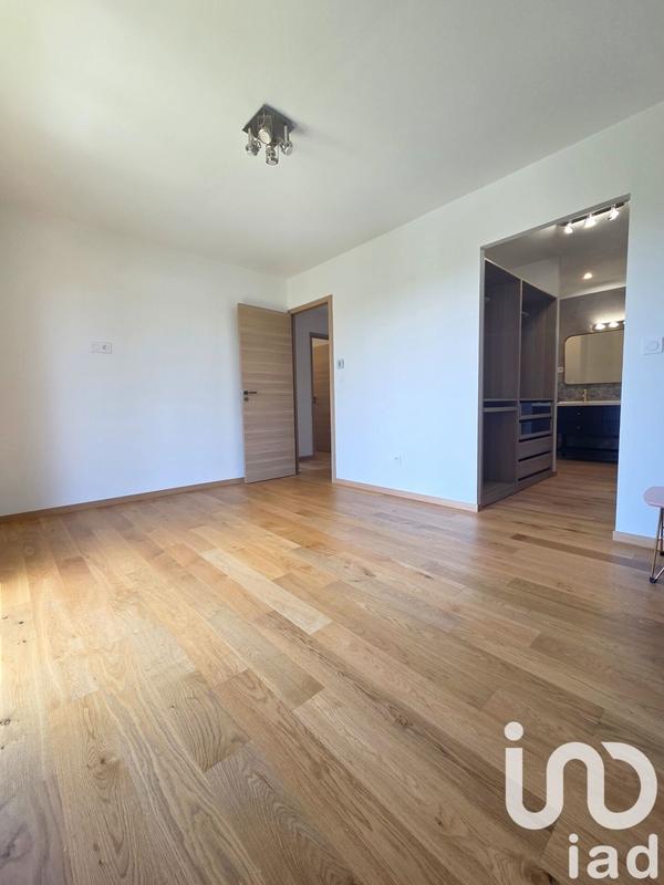 Maison - 127 m² - 5 pièces