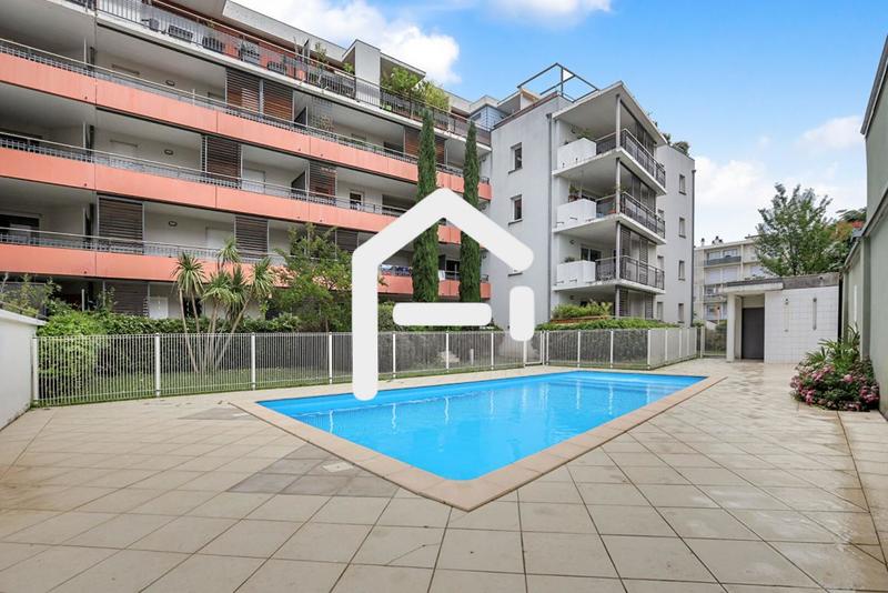 Appartement - 65 m² - 3 pièces