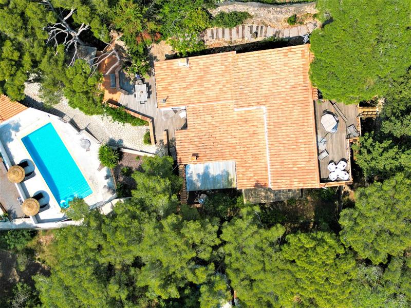 Maison - 213 m² - 6 pièces