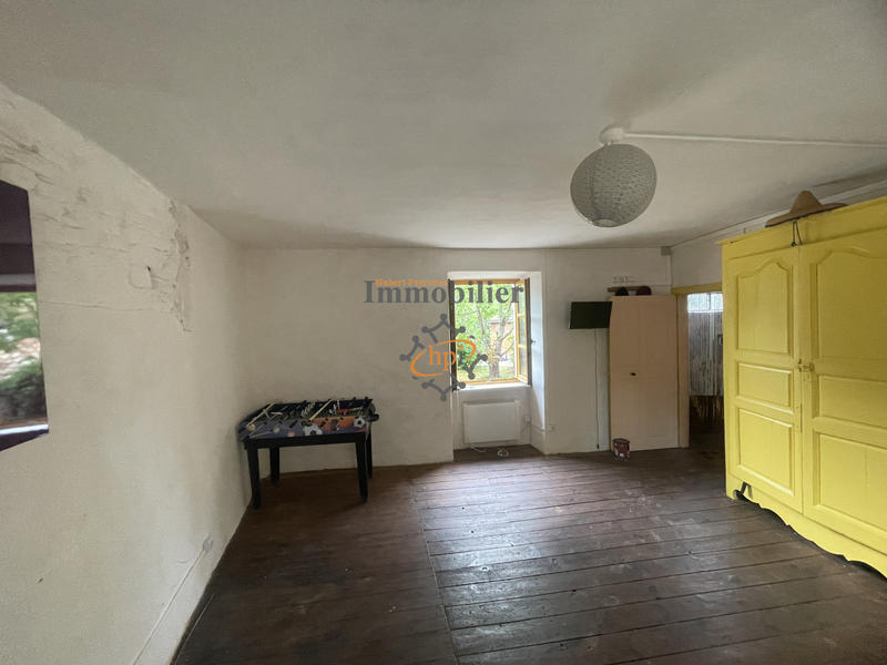 Maison - 190 m² - 6 pièces