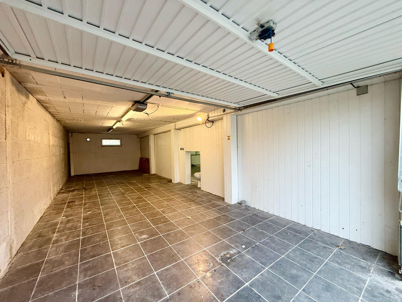 Maison - 99 m² - 5 pièces