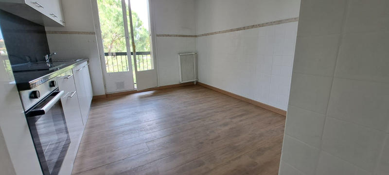 Appartement - 80 m² - 3 pièces