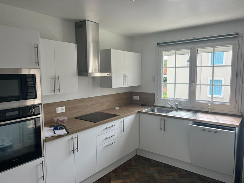 Maison - 185 m² - 7 pièces