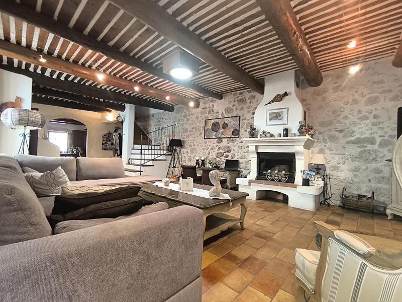 Maison - 173 m² - 7 pièces