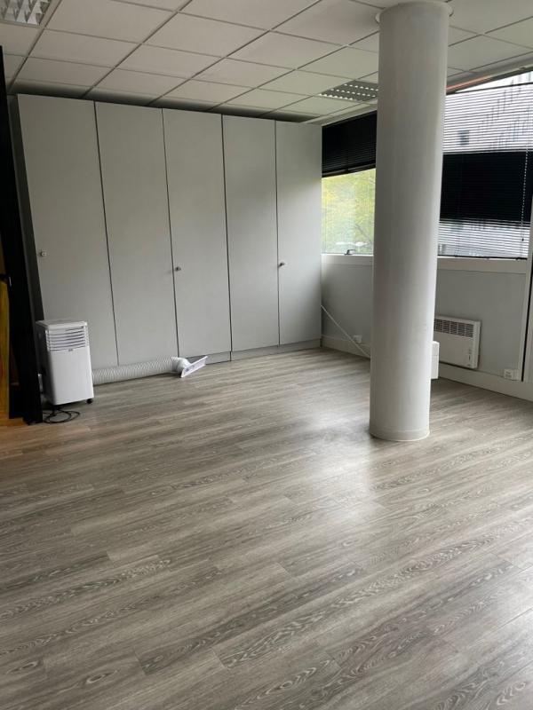 Local d'activités - 24 m²