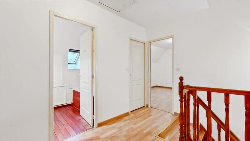 Maison - 120 m² - 4 pièces