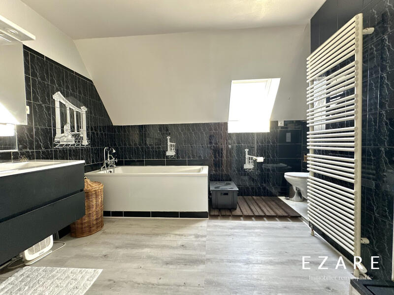 Maison - 163 m² - 6 pièces