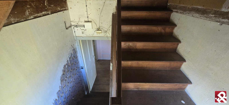 Maison - 216 m² - 5 pièces