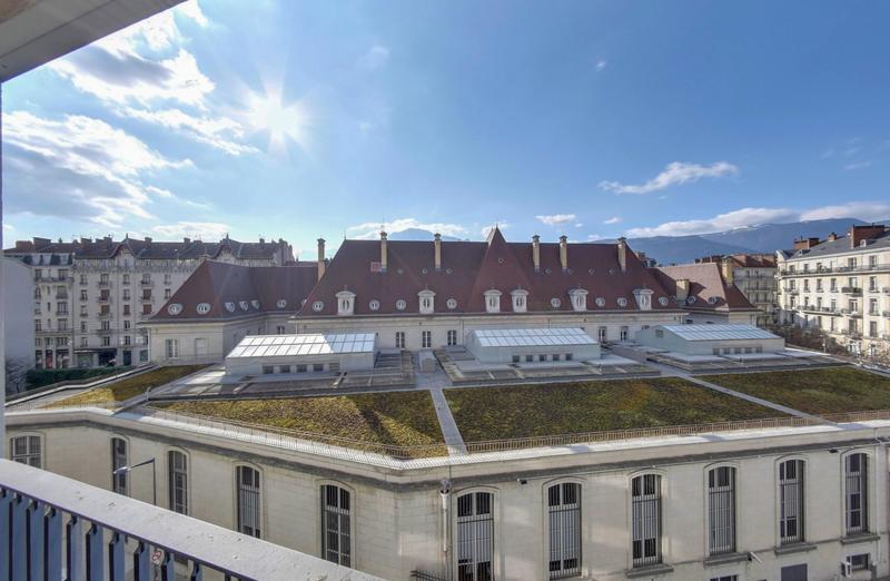 Appartement - 89 m² - 3 pièces