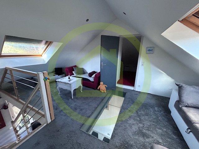 Maison - 224 m² - 7 pièces