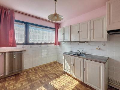 Appartement - 70 m² - 4 pièces