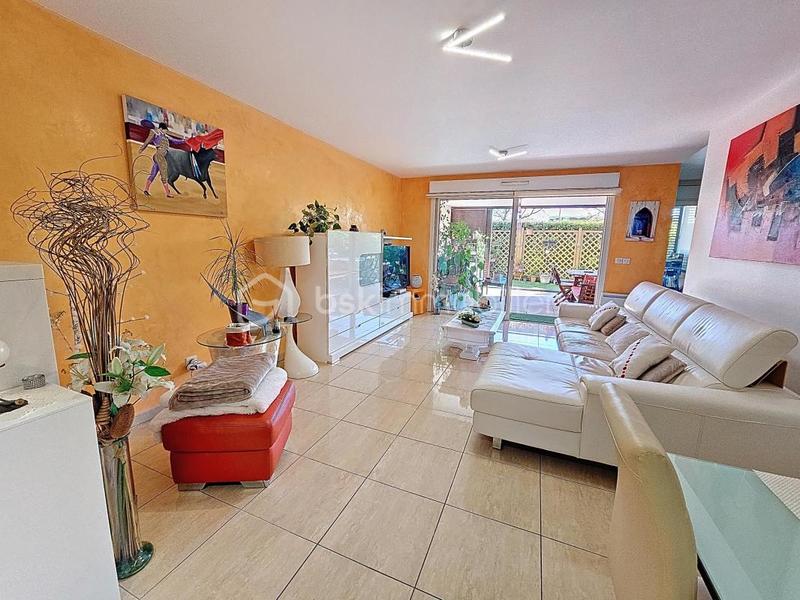 Appartement - 81 m² - 3 pièces