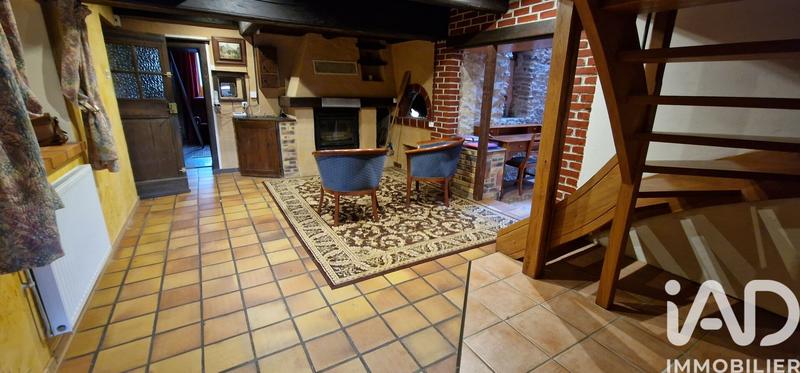 Maison - 241 m² - 8 pièces